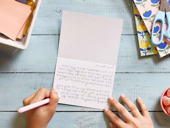 What To Write in a Sympathy Card to a Boss