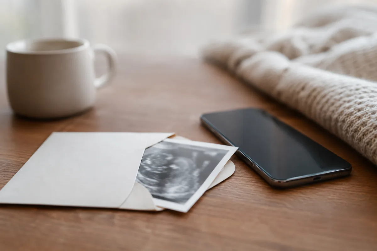 Pregnancy announcement privacy plan