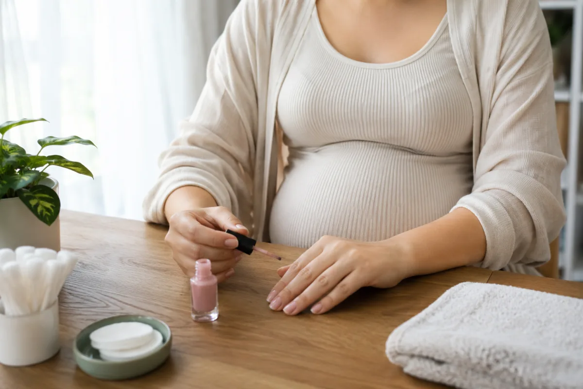 comfortable pregnancy manicure setup