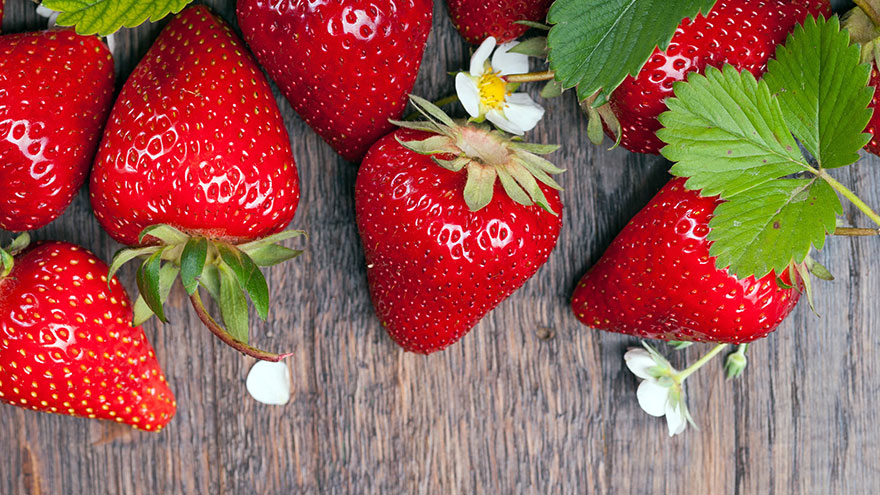 sexy foods Strawberries