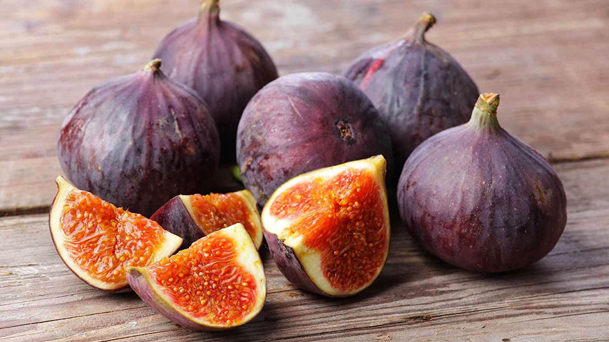 Buying And Cooking Figs