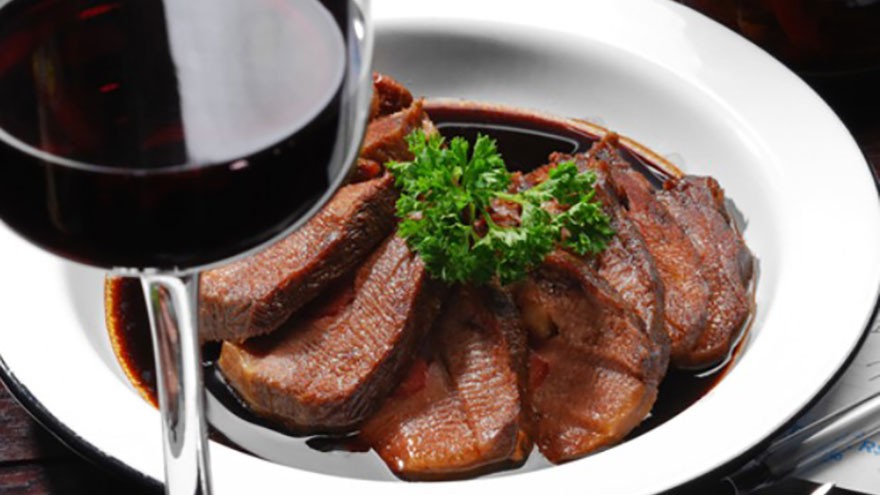 Beef Fillet With Red Wine