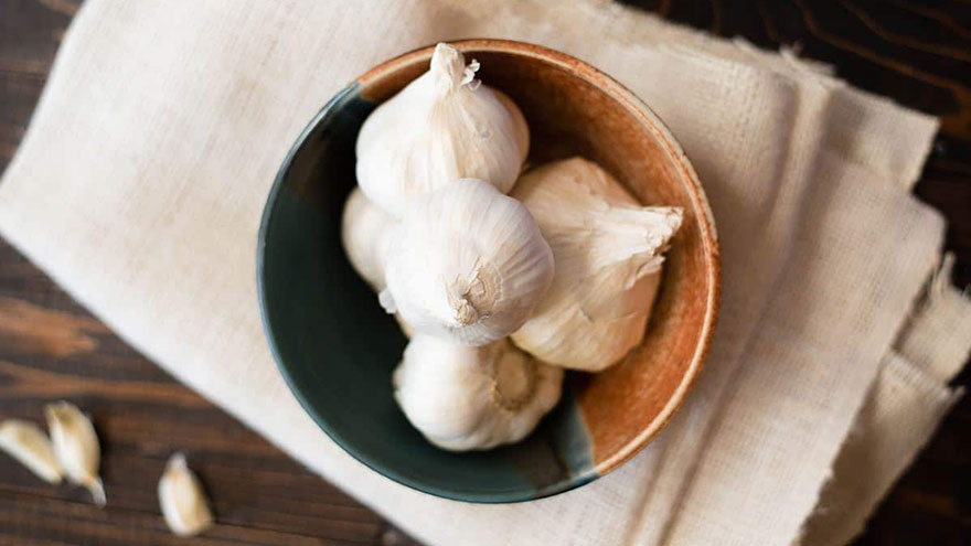 How to Cook Garlic