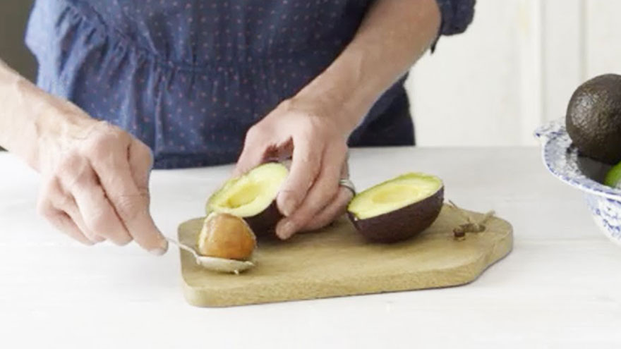 How to Prepare Avocado