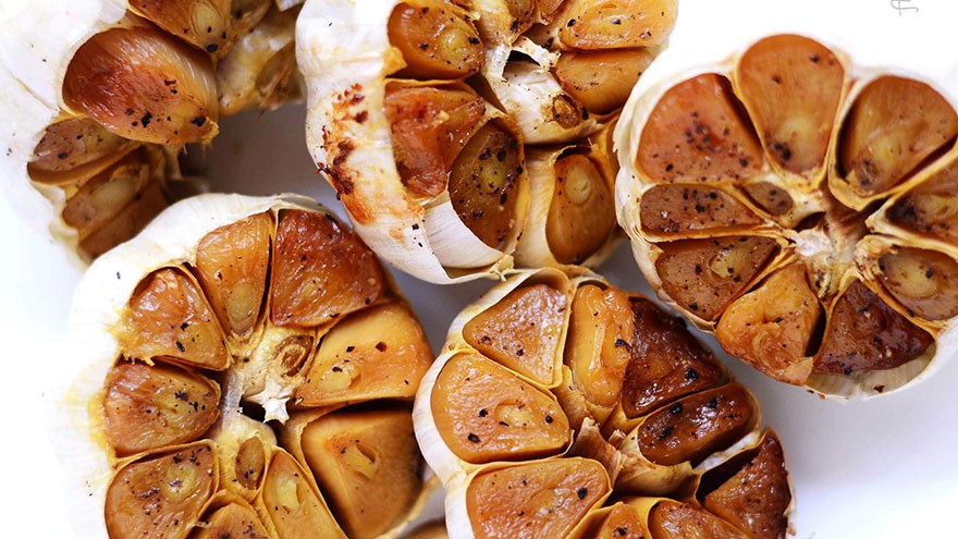 How to Roast Garlic