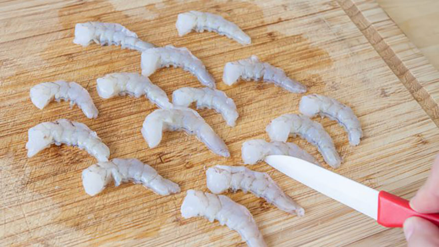 Make Shrimp Tempura Rolls 06