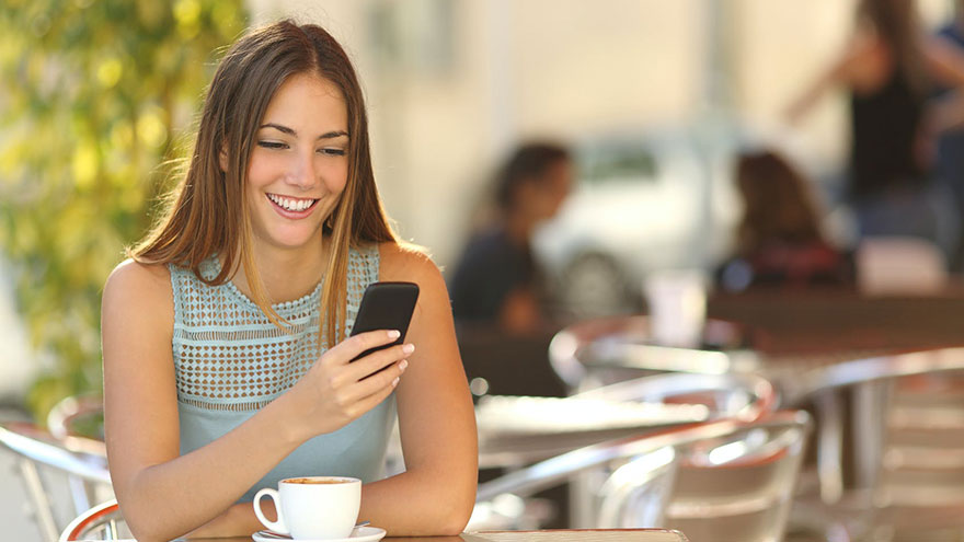 Converse With a Girl Online