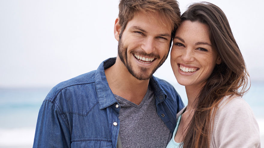 Getting Your First Date - Succeeding In Adult Online Dating Sites