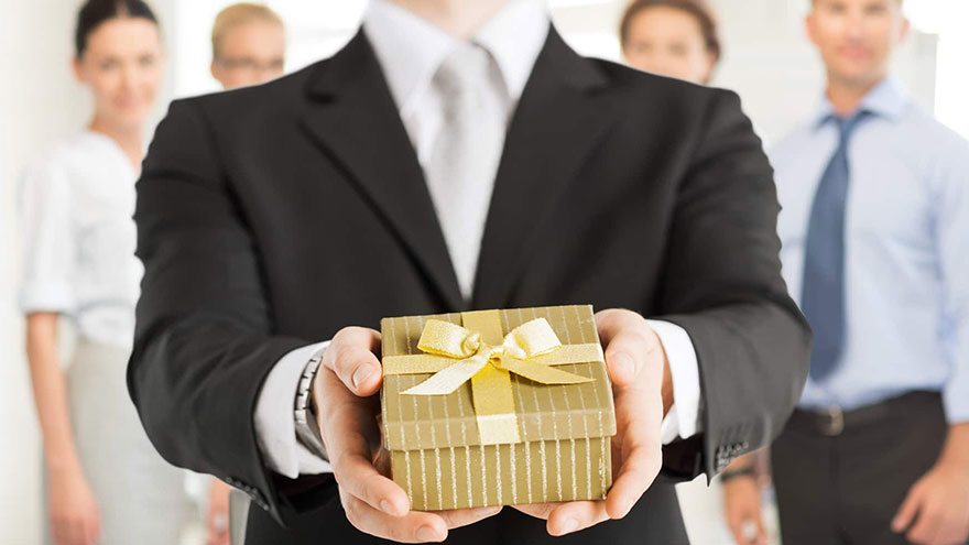 Gifts for Male Employees